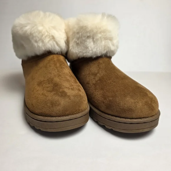 White Mountain Women's Faux Fur Lined Suede Ankle Booties Size 10 - Picture 4 of 14